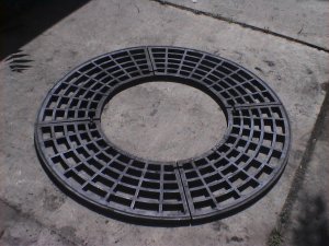 Kör alakú faveremrács