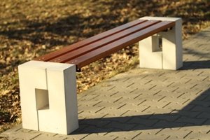 Roma háttámla nélkül