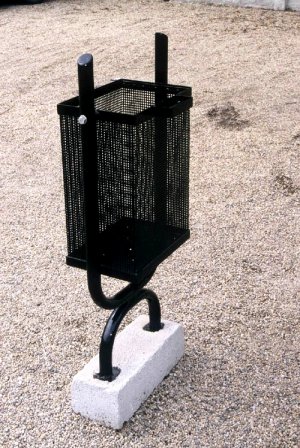 Sétány típusú hulladékgyűjtő